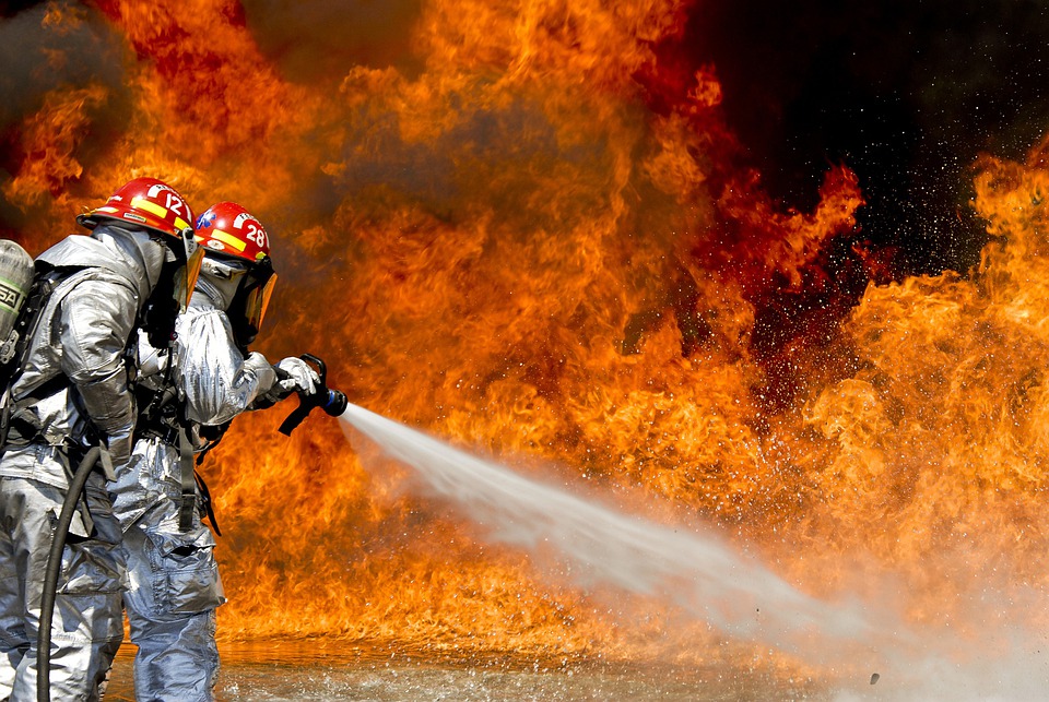 firefighters-115800_960_720 firefighters-115800_960_720